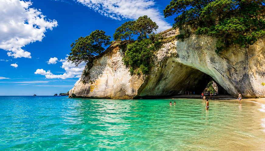 7-Day Northern Coast, Springs & Volcanic Wonders Journey